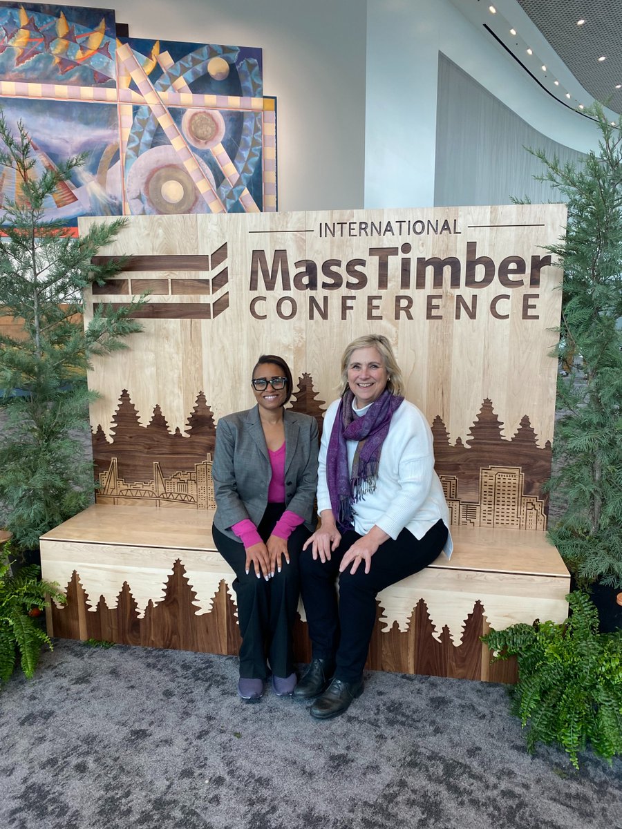 Washington State is part of the Pacific Northwest Mass Timber Tech Hub. @RD_WA_STATE Director Helen Price Johnson has been learning a lot about this emerging industry with Arkansas Director Jill Floyd @ Mass Timber conference here in Portland. eda.gov/funding/progra…