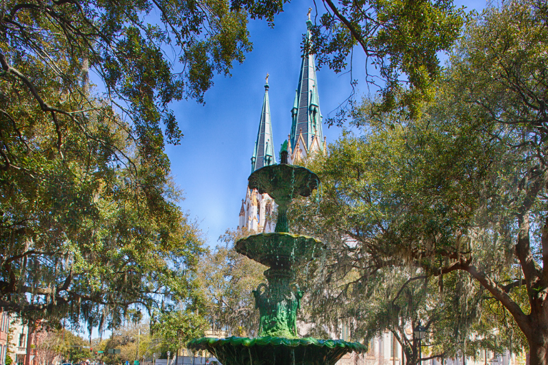 912vacation's tweet photo. Name this iconic landmark??🤔
#SavannahGA https://t.co/fEMAOttCYG