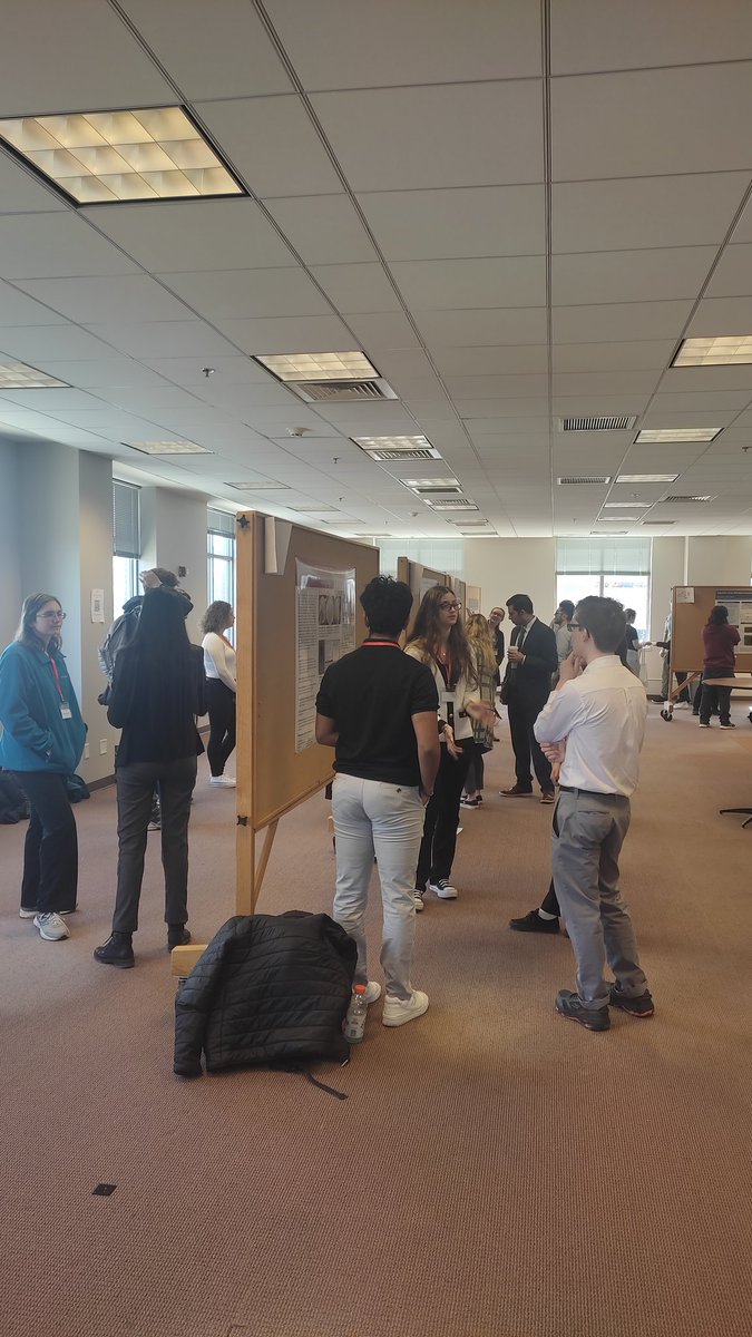 After a delicious lunch, we are now hosting 16 amazing trainees presenting their poster. A lot of interactions going on!