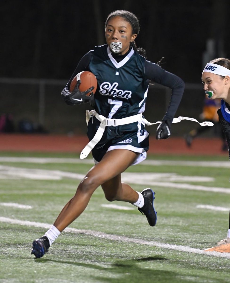 gangprevention's tweet image. Gettin’ the ladies ready for the upcoming High School Girls Flag Football season! Held a Kick-Off scrimmage with 10 teams. Great energy and vibes!!👧🏾🏈👧💯 #girlsflagfootball #section2 #e1t1 #kidzfirstyouthdevelopment