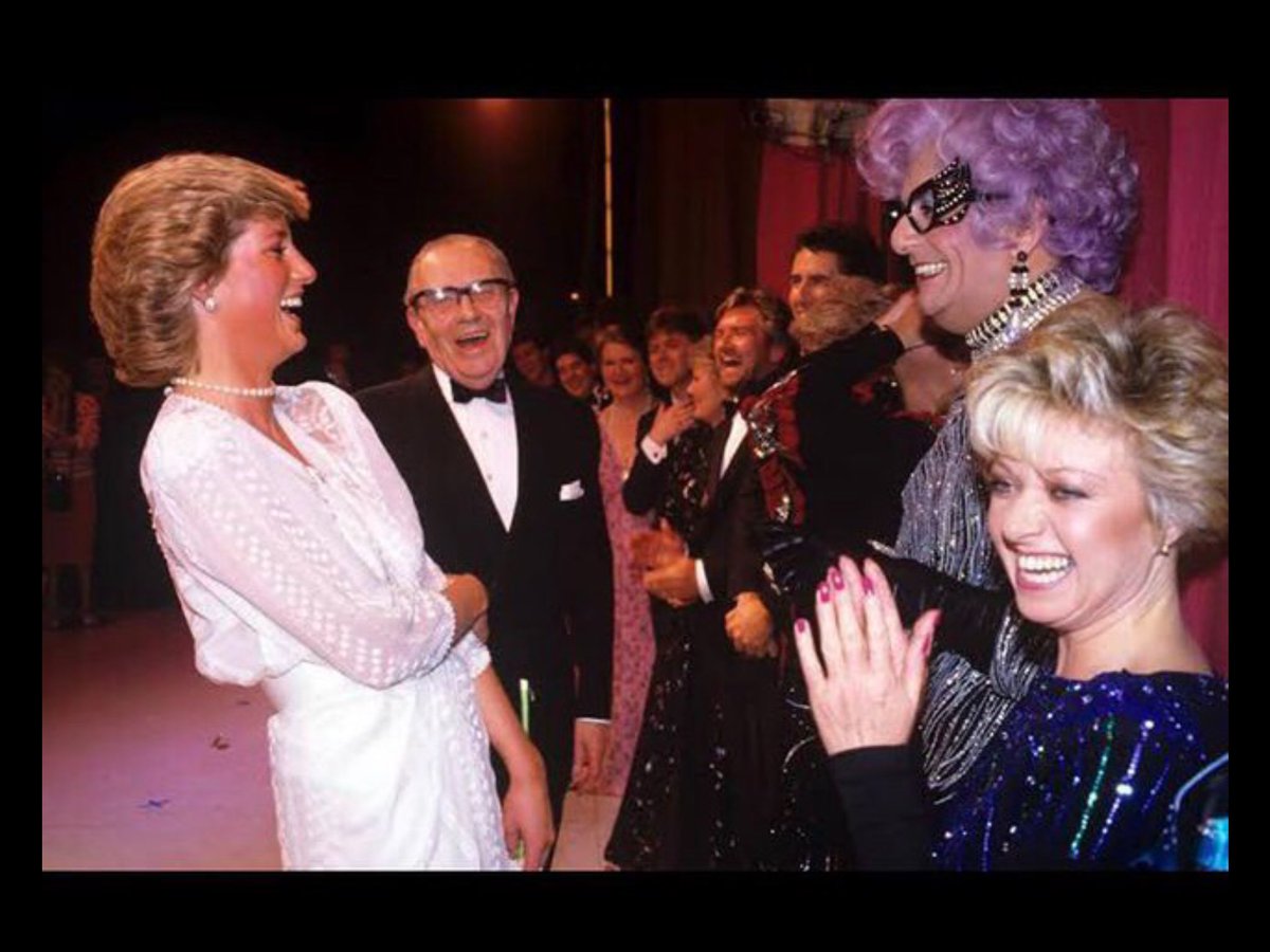 Lady Di and Dame Edna enjoying a giggle. Barry Humphries the Dame of laugher. 😂 He could fill the London Palladium full of laugher for two hours on his own. Well with a few Glad’s #LovelySnap ❤️ #AreYouwithMe