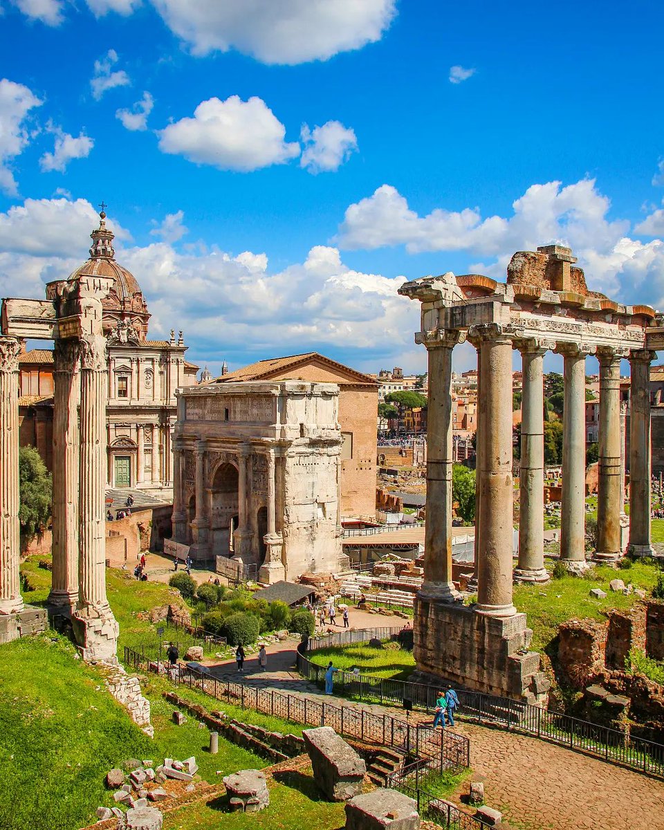 Roma, Italia / Rome, Italy
.
.
.
.
.
.
#rome #roma #noidiroma #italia #italy #beniculturali30 #tlpicks #italian_places #earthfocus #map_of_italy #ilikeitaly #рим #италия #ig_roma #ig_rome