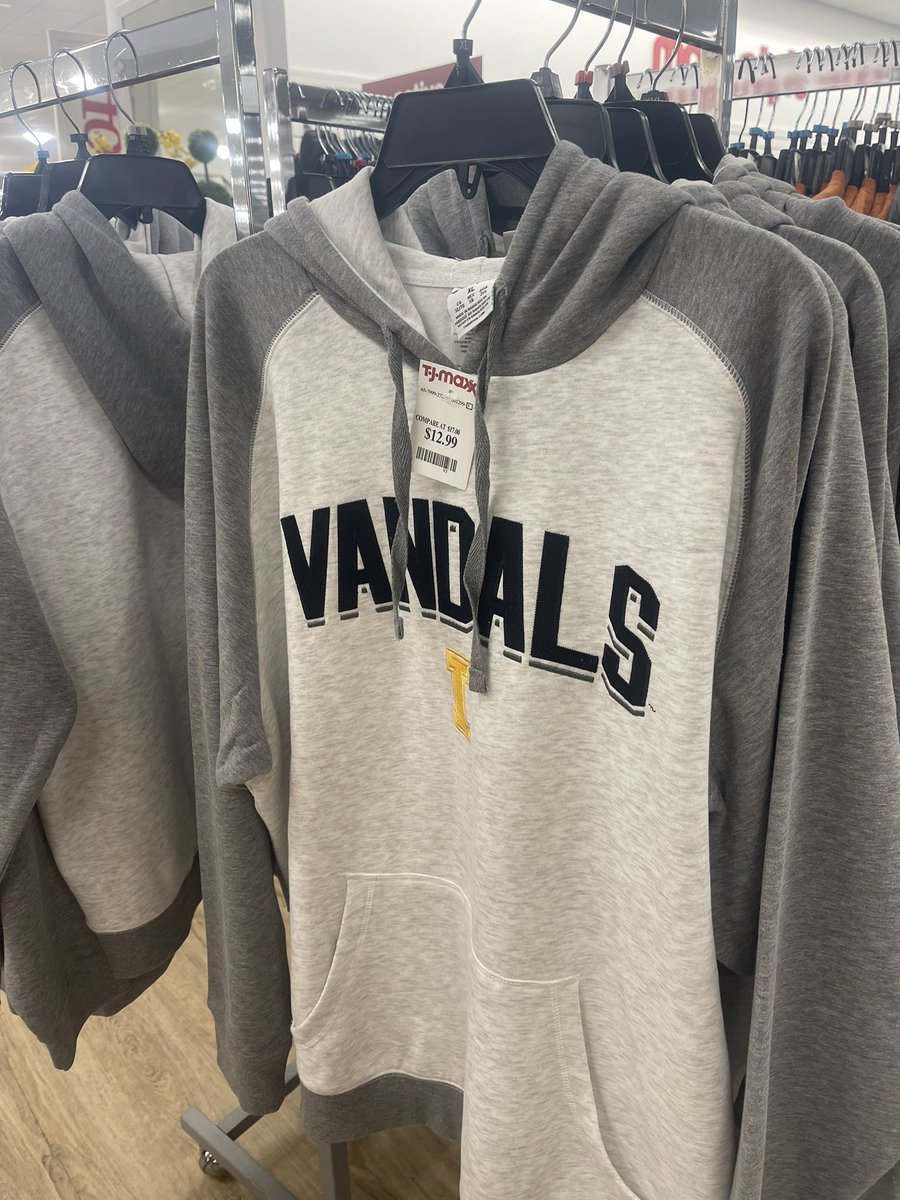 Sickos Committee tweet media