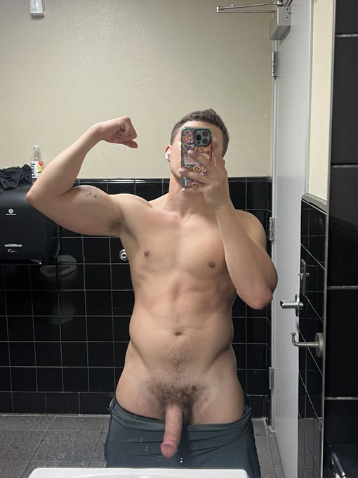 half off for the next 50 subs 😛 https://t.co/9vlgH6fqAt https://t.co/XjvEzlGzVw