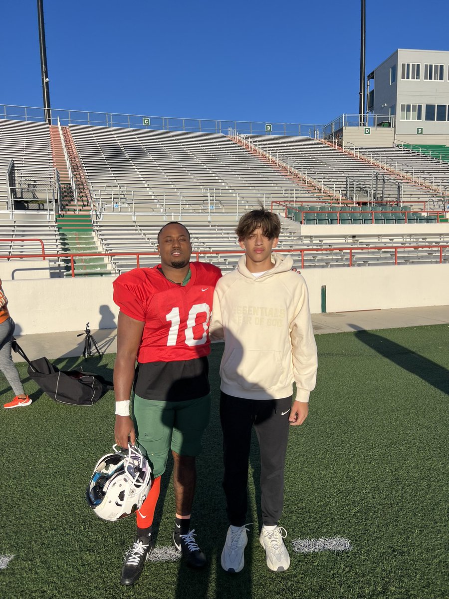 Thank you @FAMU_FB coach @CoachColzie & coach @Coach_Jmo_ for the hospitality this morning. Had a great visit. Go Rattlers 🐍! @larryblustein @JerryRecruiting @uschoolfootball @CSS_TRAINING @BozemanFootball @Leoesco0321 @PrepRedzoneFL