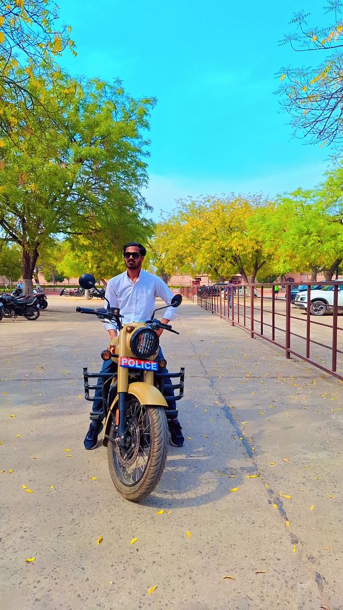 RahitSingh10's tweet photo. https://t.co/sFrs6Q0KjU