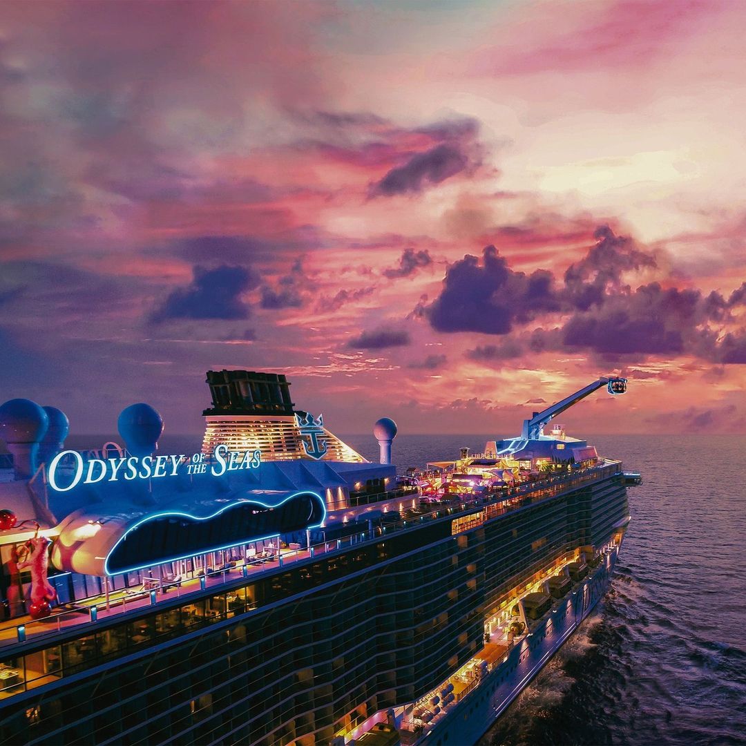 vivavoyageUK's tweet photo. Ready for wherever the night takes us. 🪩

#vacation #cruisetravel #cruiseDeals #Bucketlist #cruiseline #RoyalCaribbean #comeseek #OdysseyoftheSeas #cruisepromo #cruising #holiday #cruisevacation #explore #sailing #travel https://t.co/KJE7ipRBaw