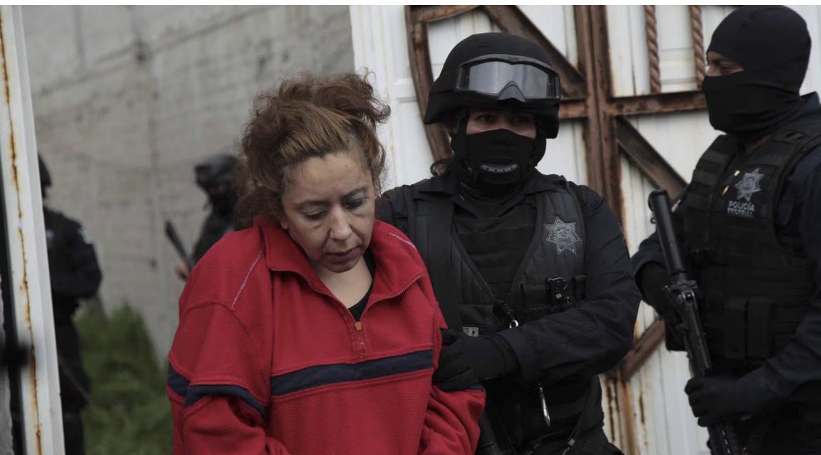 <a href="/XochitlGalvez/">Xóchitl Gálvez Ruiz</a> Ya se indignó por las victimas de su hermana?