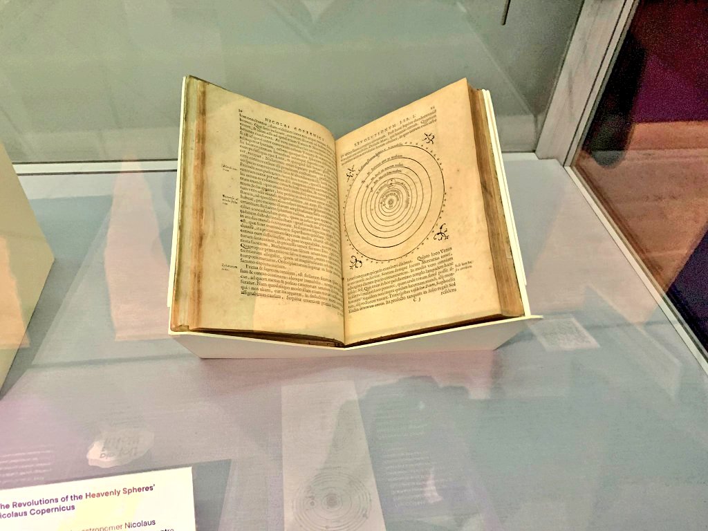 Did you know the North East had a leading role in the history of astronomy and study of space? Well the new @GNM_Hancock 'Space Investigators' exhib, jointly w @UniofNewcastle has all kinds of surprises, facts & activities for the space-curious of all ages. Highly recommended