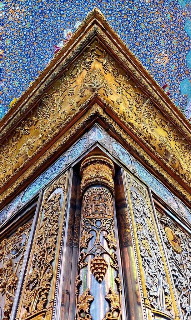 r_tashakoriiii's tweet photo. شب قدر خدا به دنبال بهانه ای برای بخشش بندگان است.
امشب تو بهانه بخشش گناهانم باش، یا علی...💔
#ImamAli
#لیلة_القدر https://t.co/ZwICN2U2a5