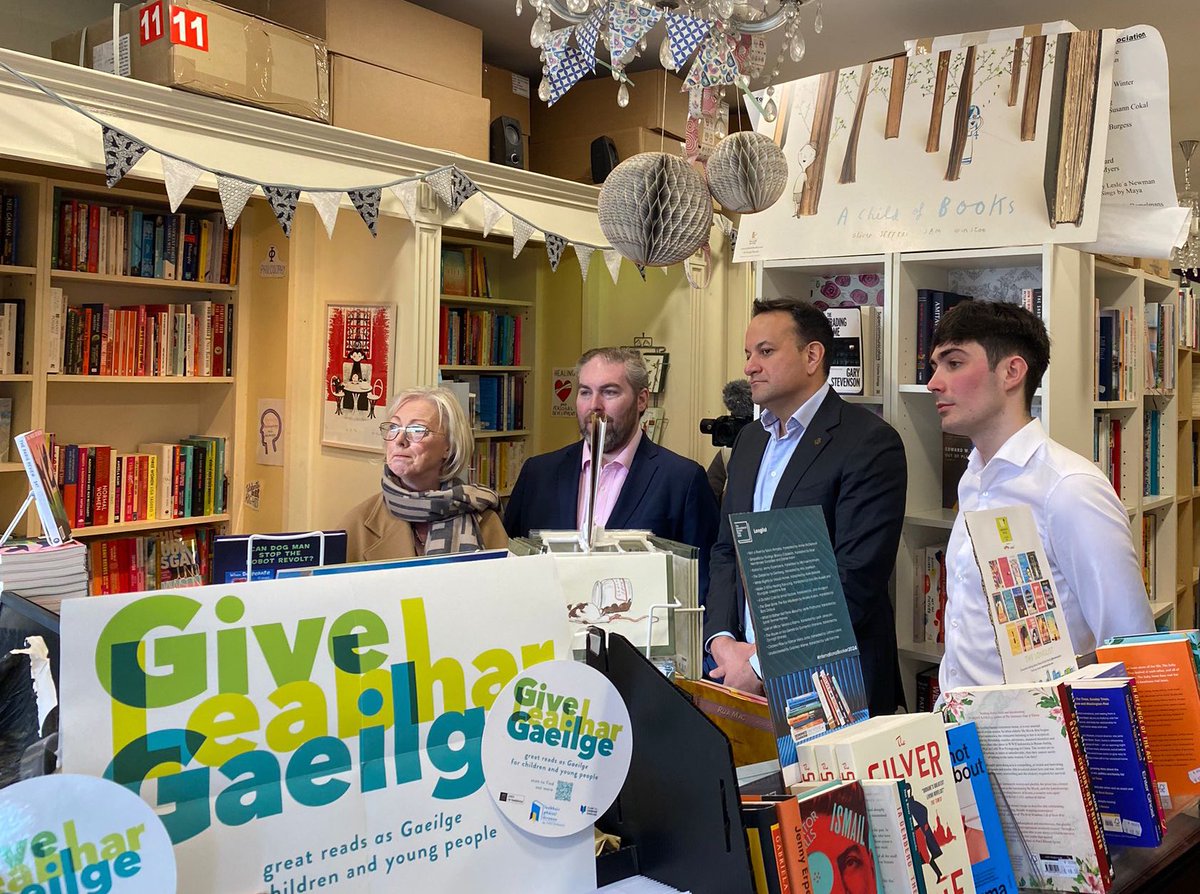 Delighted to welcome <a href="/LeoVaradkar/">Leo Varadkar</a> and <a href="/ReginaDo/">Regina Doherty MEP</a> to Blackrock to touch base with local shop owners. Small businesses are the foundation of our town and they deserve our support.