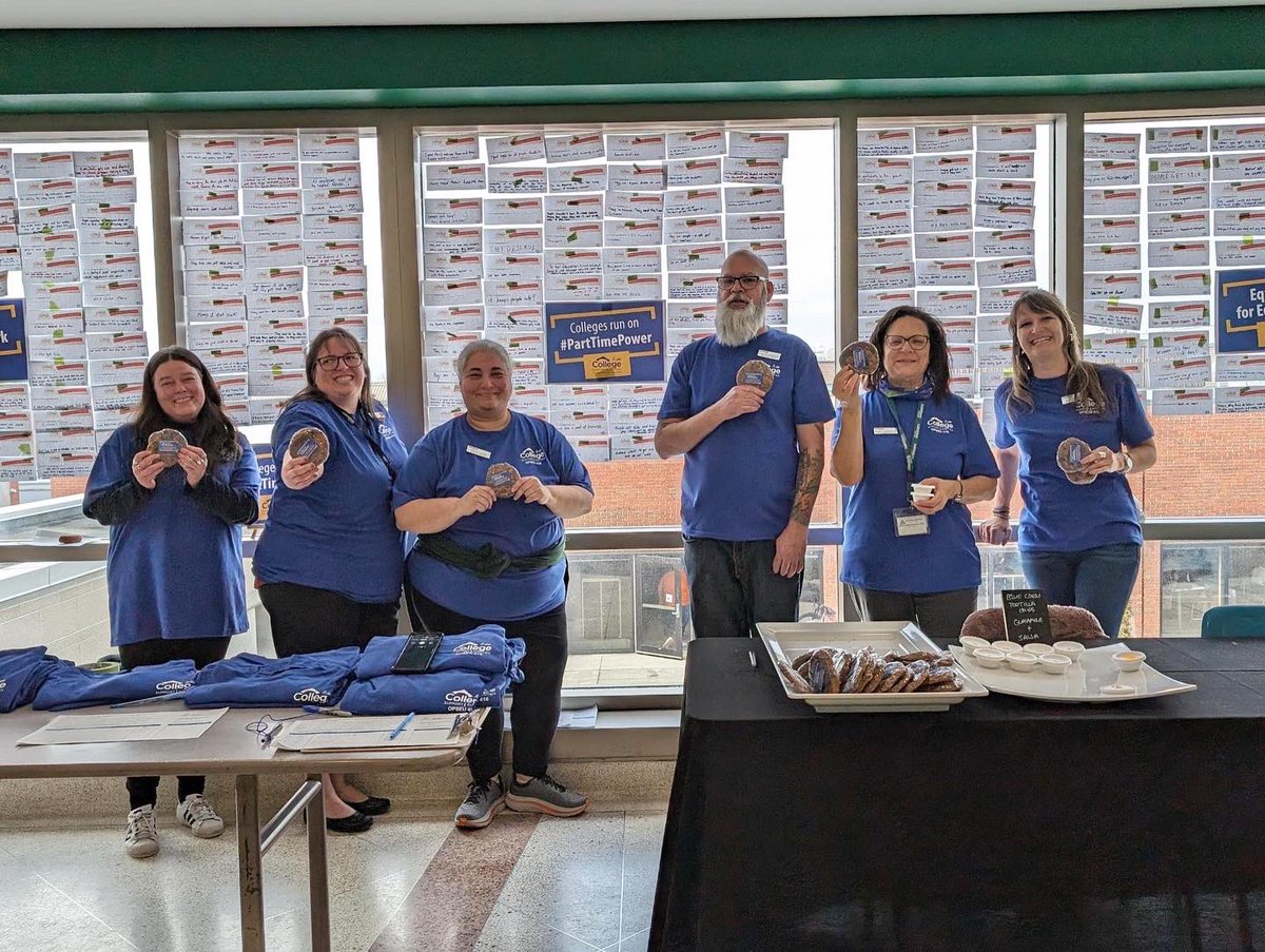 OPSEU's tweet photo. This week, 20 colleges across Ontario hosted #PartTimePower drop-in events in solidarity with the College Support PT bargaining team, back at the table this week.
 
From across the province, members sent the message - we're worth #MoreThanMinimum! #OnPoli #OnLab https://t.co/NM9QCQey4Z