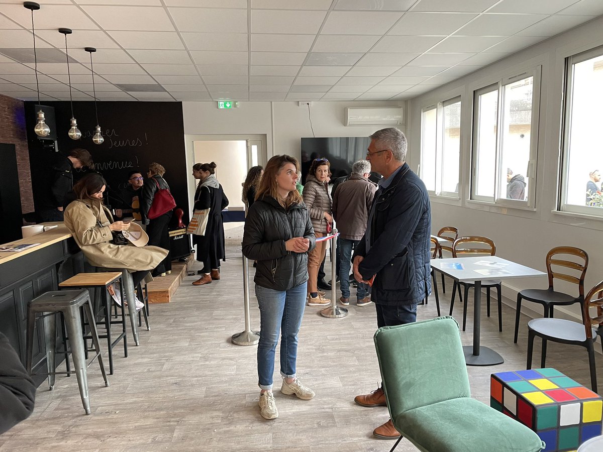 🏙️ Inauguration du quartier jeunes de Boirargues à #Lattes ce jour ! Un espace dédié aux jeunes de 15 à 25 ans, fruit d'une collaboration entre la Ville de Lattes et la CAF de l'Hérault.
 
#Lattes #Jeunesse #Inauguration #Engagement #Collaboration #CAFHérault #BienVivreEnsemble