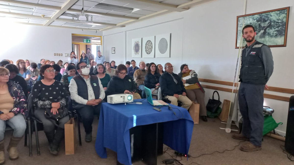 En la Cuenta Pública de la Gestión 2023 nos reunimos con los usuarios de Indap para presentarles la gestión y avances en temas como la seguridad hídrica, comercialización de los productos, ganadería, asociatividad, inversiones y créditos y protección contra el viento