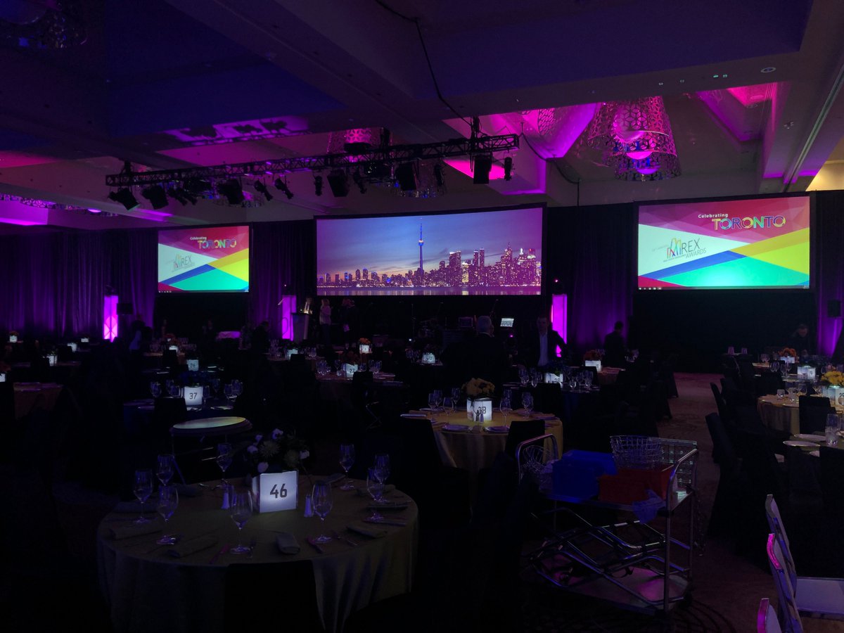 Looking back on this ultra-wide screen featuring the beautiful Toronto skyline! What a night!

Contact our team: info@impactavsolutions.com

#AV #EventProfs #EventTech #EventDesign #ImpactAV #VirtualEvents #LiveEvents #MeetingPlanner