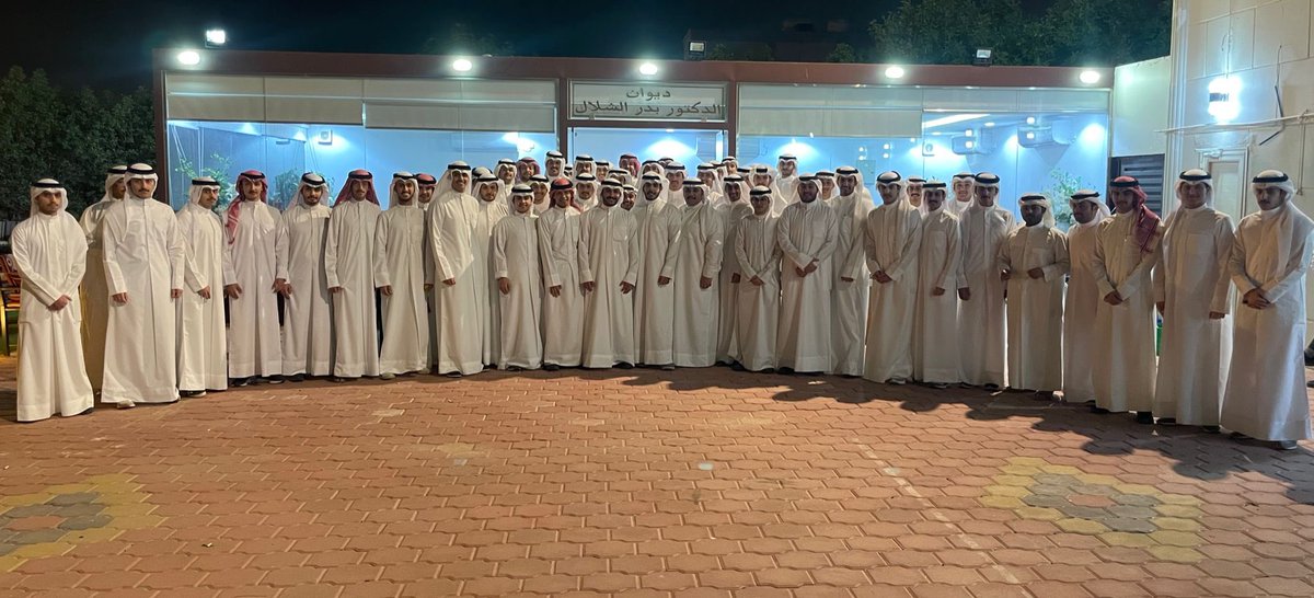 جمع حمران النواظر عريبين الجدود
لا التحمنا كل جمعً معادي نفرقه

#NUKS
#NUKSUK