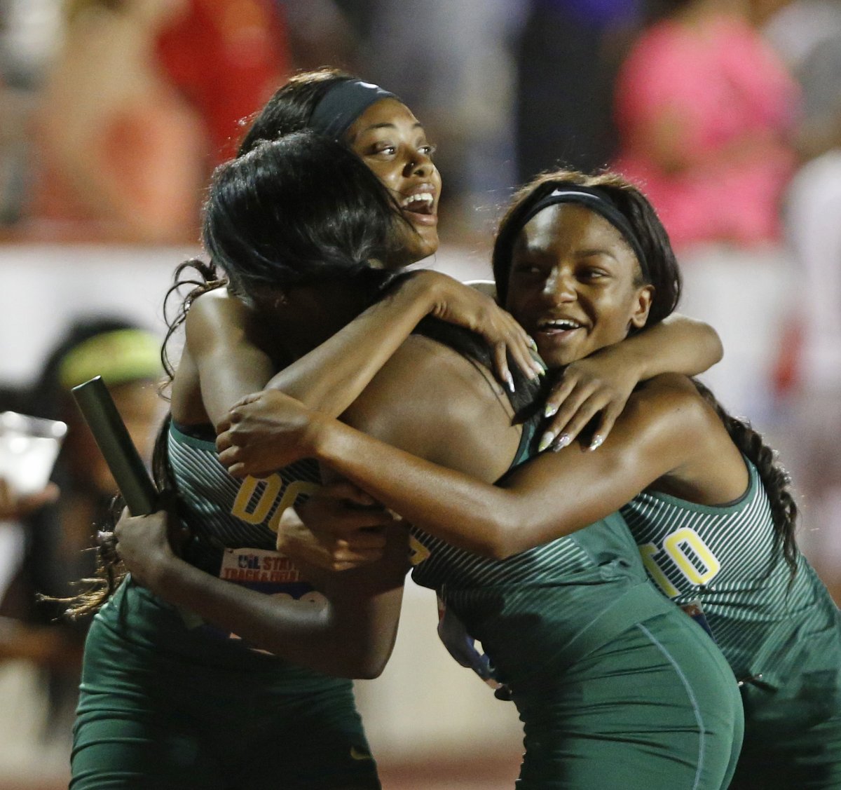 Track and field leaders (3/26)

Girls 4x400 ⚡️💨

-Duncanville 3:44.68
-Lancaster 3:46.54
-Lucas Lovejoy 3:49.13

Full leaderboard here: dallasnews.com/high-school-sp…