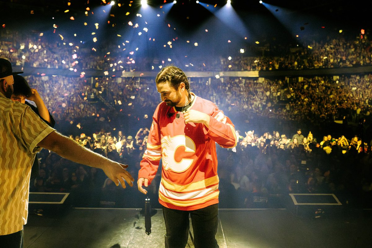 Noah Kahan tweet media