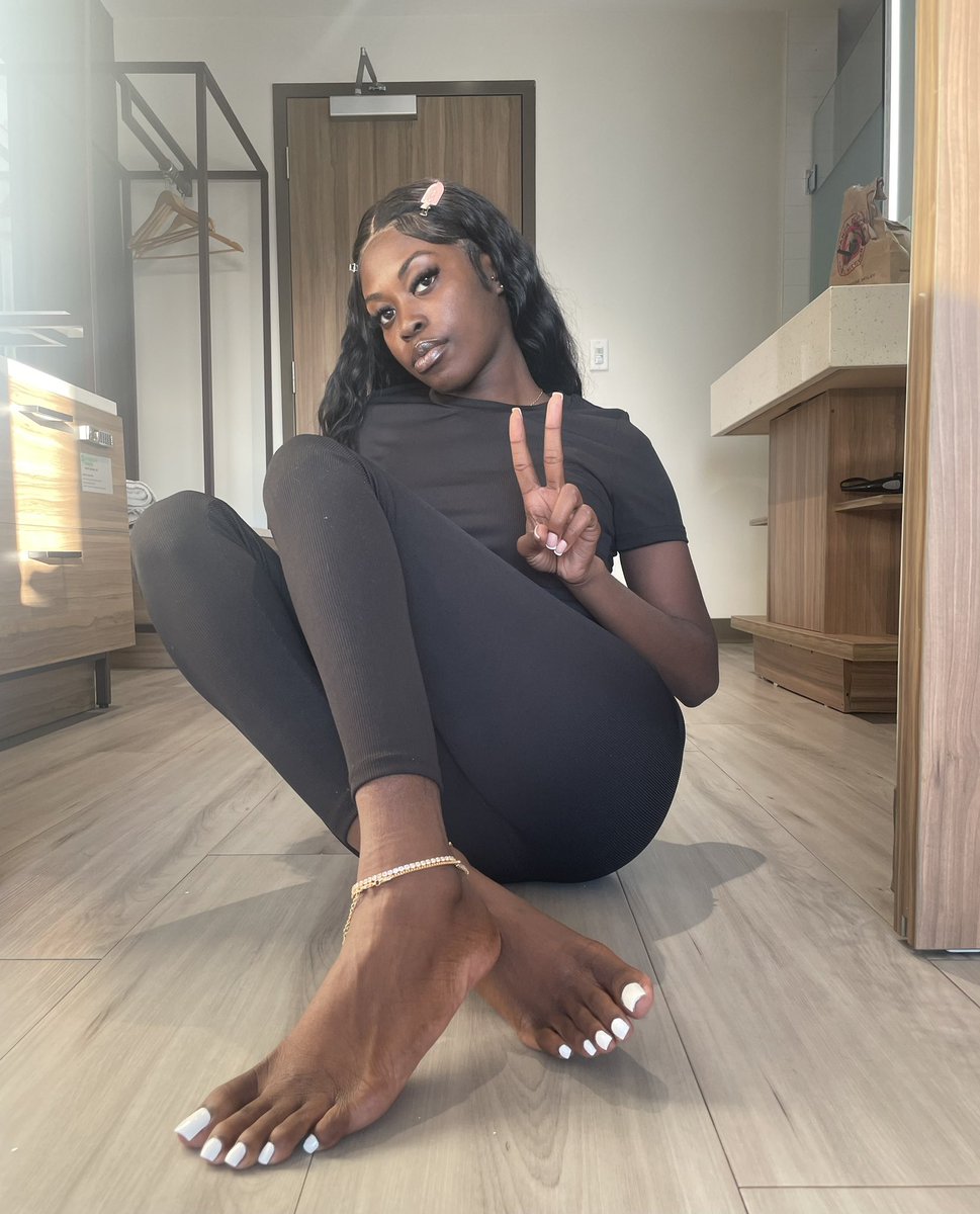 chocolatethingz tweet media