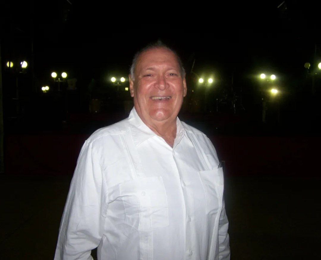 Con gran pesar despedimos al "Roble de la Gaita", Nerio Ríos, uno de los más emblemáticos exponentes del canto popular zuliano, siempre lo recordaremos por ser un baluarte, nos brindó arte y quedará para siempre el legado de la melodia de su canto gaitero. Envío mis condolencias