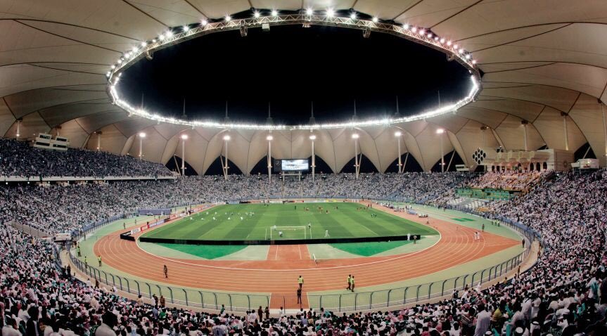 Attn @FIFAcom+football fans worldwide: #SaudiArabia sentenced 12 football fans from 6 months to 1 year in prison for peacefully chanting during a Jan. football match. Saudi authorities should immediately quash the verdict+free fans; @HRW: hrw.org/news/2024/03/2… @FansEurope #SRA