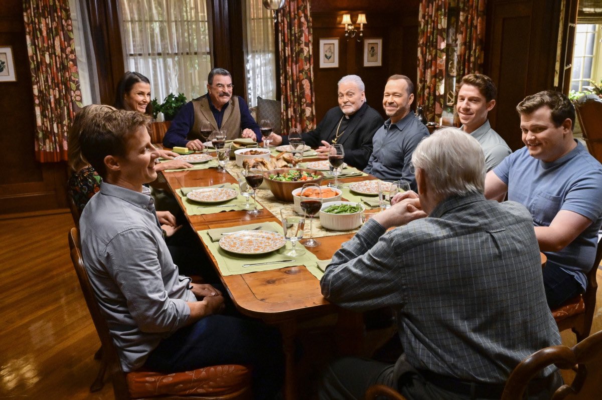 JudyRinge1's tweet photo. @BlueBloods_CBS I heard last Fall this would be the final season. Friday’s episode #PastIsPresent was totally AMAZING! To borrow a line from another great @CBS show, “Rule #5, You don’t waste good.” #BlueBloods is way beyond good! PLEASE #RenewBlueBloods https://t.co/63hvfgi6BE