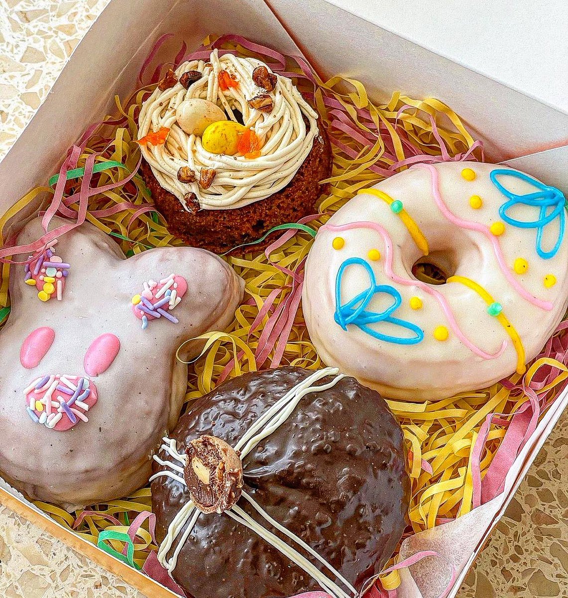 Preorders AVAILABLE RIGHT NOW FOR OUR EASTER 4 BOX AT 
maxdoutdonuts.com click ORDER ONLINE then go to “Preorders” and choose pick up day this weekend!