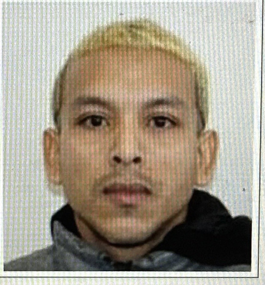 eduardomenoni's tweet photo. 🚨| URGENTE: Leonel José Moreno Torres alias Leito Oficial, está detenido por ICE en el condado de Geauga, Ohio. Venezuela no está aceptando vuelos de repatriación por lo cual quedará detenido en EEUU. 🇺🇸 ¿Apruebas el arresto de este fanfarrón chavista de Tik Tok? Yo al 100% 🔥 https://t.co/LXbRXO5cQG