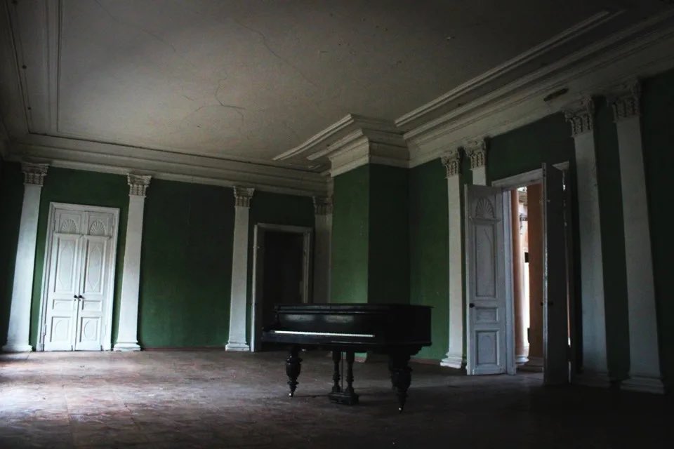 vanessa1ask's tweet image. 1/10 Усадьба Знаменское-Садки

здание усадьбы находится по адресу 36-й километр МКАД, строение 1.