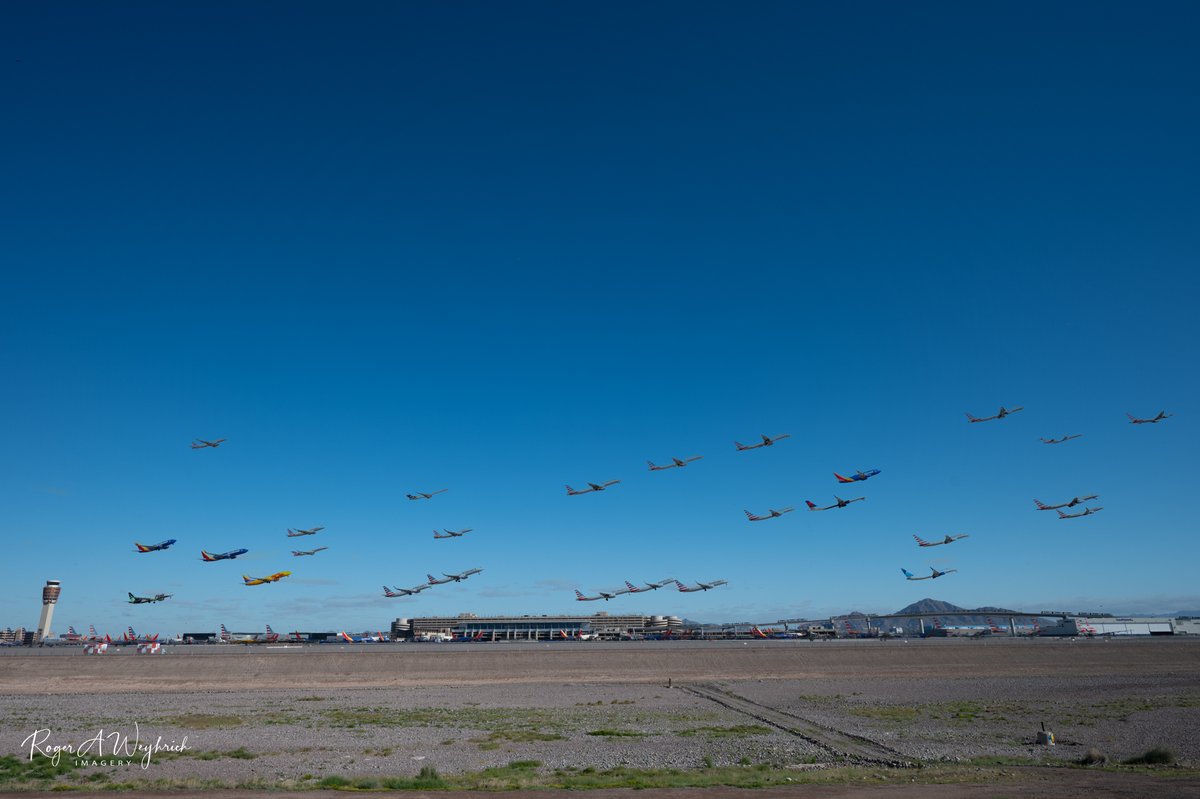 Roger A Weyhrich Imagery (@weyhrichimagery) on Twitter photo Only 20 minutes worth of departures from the busy Phoenix Sky Harbor airport. <a href="/PHXSkyHarbor/">Phoenix Sky Harbor International Airport</a> Only 20 minutes worth of departures from the busy Phoenix Sky Harbor airport. <a href="/PHXSkyHarbor/">Phoenix Sky Harbor International Airport</a>