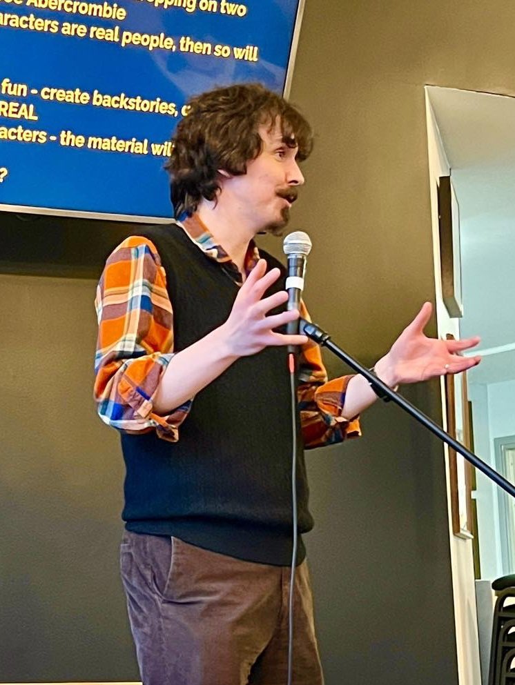 JDWhitelaw13's tweet photo. Rounded off a busy week of events last night with a talk about creative writing 101 at our local “Brains and Brews” event. 

A real treat to be part of a bill that’s included fitness experts, lawyers and archaeologists to name a few. A brilliant initiative! https://t.co/jeYbE3j8ar