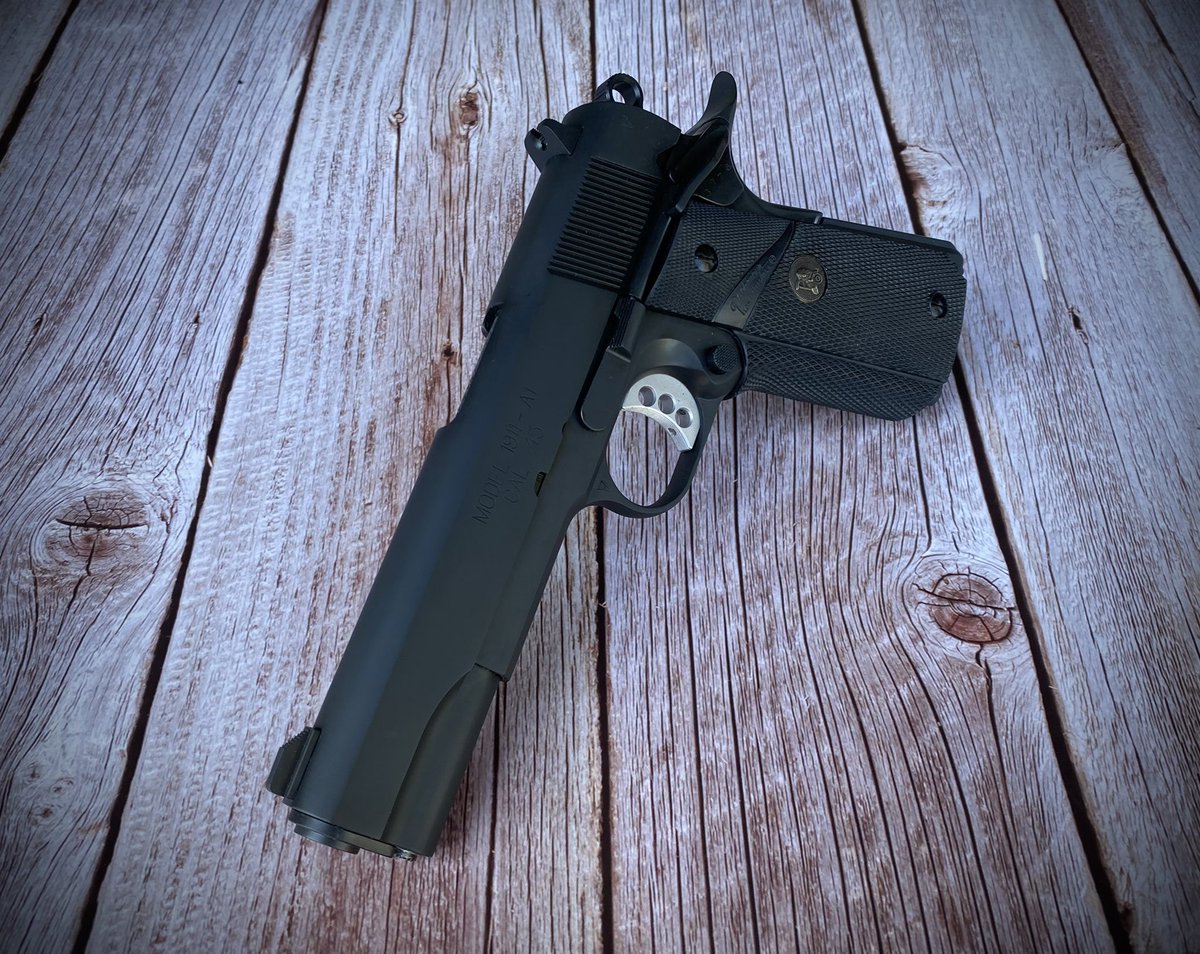 ValorPrecision's tweet photo. VP MEUSOC v2 1911 45ACP
SA full rebuild with NM BarSto barrel, complete parts replacement/upgrade with a tactical match setup, and a manganese phosphate/bluing finish with a DLC barrel/bushing.
#meusoc #45acp #pistol #2a https://t.co/L62noXyUK4