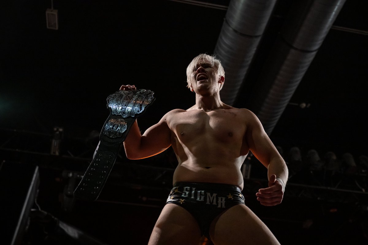 wXw Germany (@wxwgermany) on Twitter photo Titelverteidigung bei #WeLoveWrestling: 16 Carat Gold Revenge
<a href="/LevanielPdS/">Levaniel</a> bewies im 1-on-1-Rematch vs. <a href="/TheRotatiOnline/">The Rotation</a>, dass sein Titelgewinn bei #wXw16Carat kein Zufall war. Was steht nun für The Sigma an?
Schau den Backstage VLOG: youtu.be/WPzw0ji4ljI
📷 <a href="/BeautyInCombat/">B.i.C_Photography</a> Titelverteidigung bei #WeLoveWrestling: 16 Carat Gold Revenge
<a href="/LevanielPdS/">Levaniel</a> bewies im 1-on-1-Rematch vs. <a href="/TheRotatiOnline/">The Rotation</a>, dass sein Titelgewinn bei #wXw16Carat kein Zufall war. Was steht nun für The Sigma an?
Schau den Backstage VLOG: youtu.be/WPzw0ji4ljI
📷 <a href="/BeautyInCombat/">B.i.C_Photography</a>