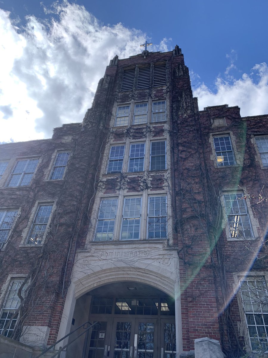 Have a great Easter break, #AQSaints! 🐶 #NoFilter <a href="/AquinasCollege/">Aquinas College</a>