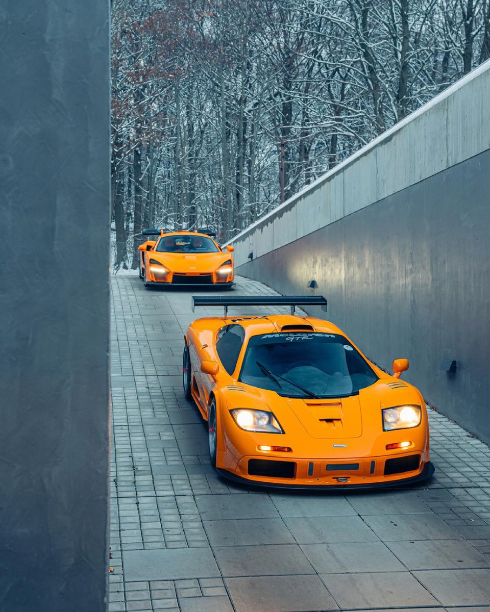 CarNerd_02's tweet image. McLaren F1 GTR😱 &amp;amp; McLaren SennaLM👌
 #Mclaren #Cars #Carnerd