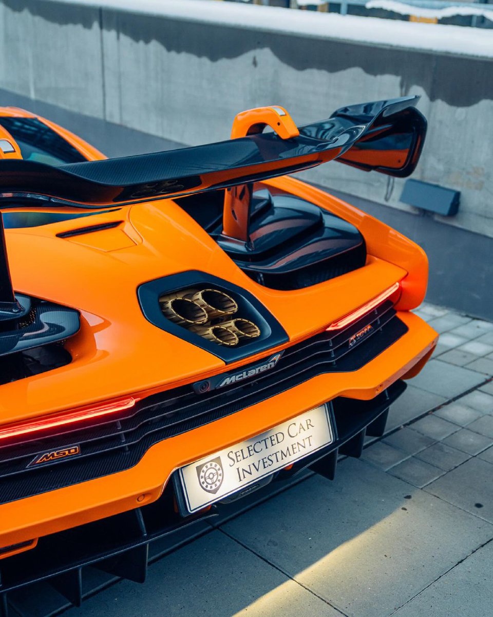 CarNerd_02's tweet image. McLaren F1 GTR😱 &amp;amp; McLaren SennaLM👌
 #Mclaren #Cars #Carnerd