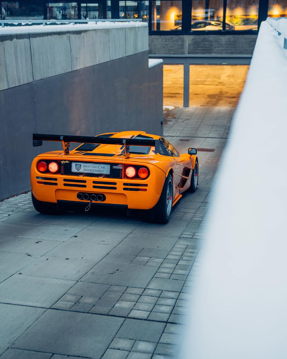 CarNerd_02's tweet image. McLaren F1 GTR😱 &amp;amp; McLaren SennaLM👌
 #Mclaren #Cars #Carnerd
