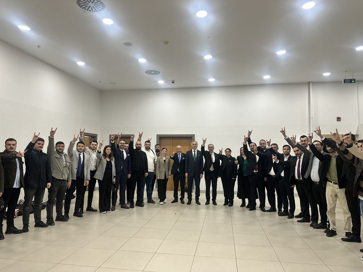 Ülkü Ocakları İstanbul İl Başkanlığı Hukuk Birimi olarak; İstanbul 2 Nolu Barosu’nun düzenlemiş olduğu iftar yemeğine katıldık.