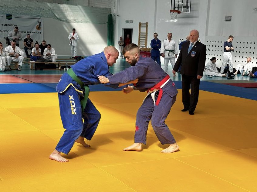 17WBZ's tweet image. Podczas mistrzostw w judo 🥋reprezentacja z #17WBZ zdobyła 2 miejsce 🥈.
W tym tygodniu w #6BPD w Krakowie odbyły się sportowe zmagania walki na macie Grupy Współzawodnictwa Sportowego #11DKPanc. Zawodnicy z Międzyrzecza w każdej ze swoich kategorii wagowych stanęli na podium 👊🏼