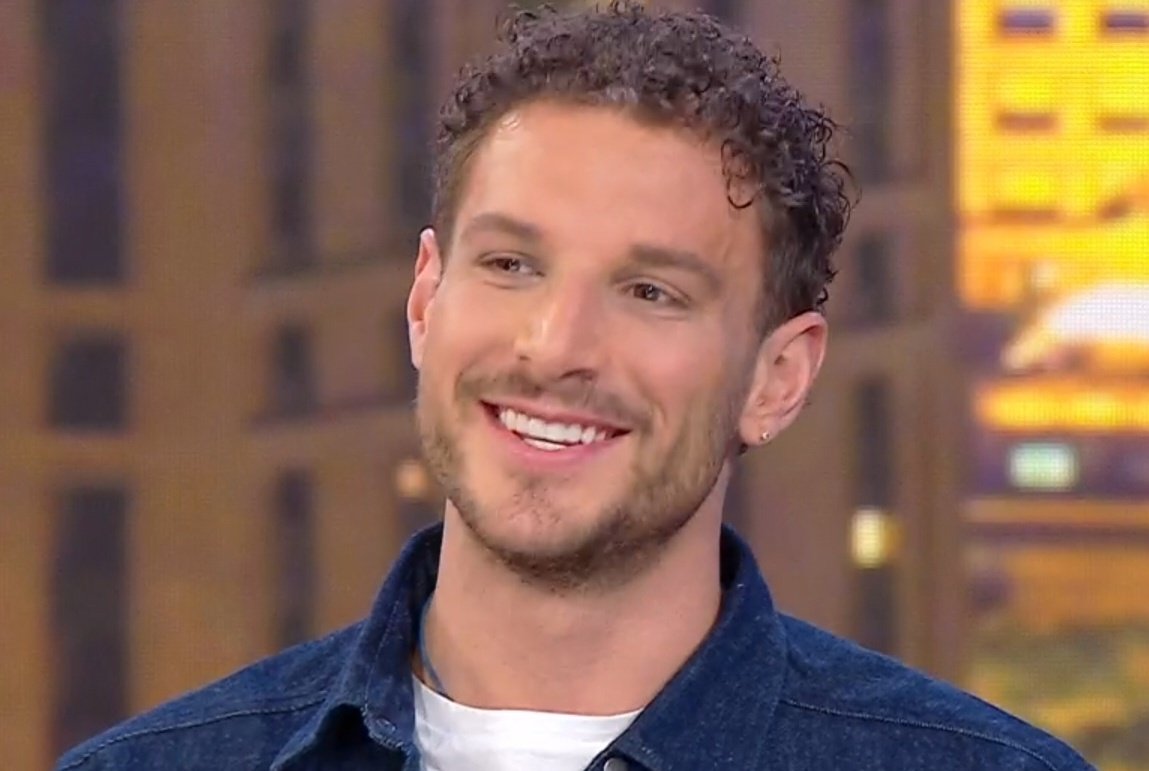 AlexMoreno4ever's tweet photo. La Vita In Diretta - 29/03/2024 https://t.co/wFJlREW4sh