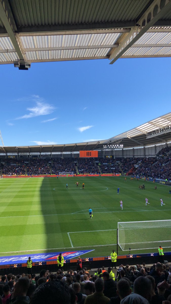 Hull 0-2 Stoke, shocking game, never got started, think that fucks play offs for us #hullcity