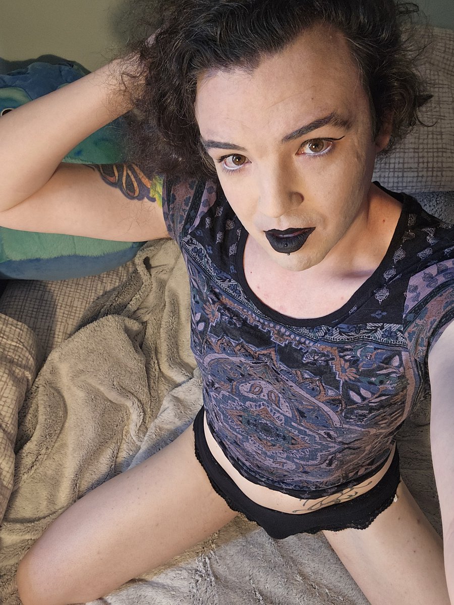 KissesKira's tweet photo. Goth is my fave look but GOT DANG that lipstick is tough to remove π«¦π΅βπ«rare photo without faceapp cause I felt REAL cute π₯° Repost me? π
#sissy #sissyslut #femboy #femboi #submissive #goth #boywife #boiwife #gothsissy #crossdresser #panties https://t.co/ttA4IvJaFP