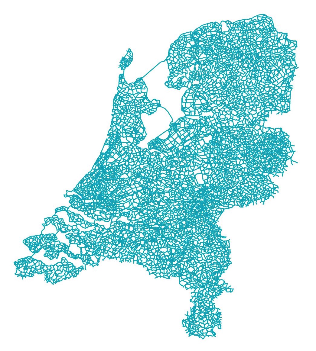 A map of dedicated bicycle paths in the Netherlands 🇳🇱 With a total length of over 35,000 kilometers, the cycle network covers a quarter of the Netherlands' entire road network. Map source: vividmaps.com