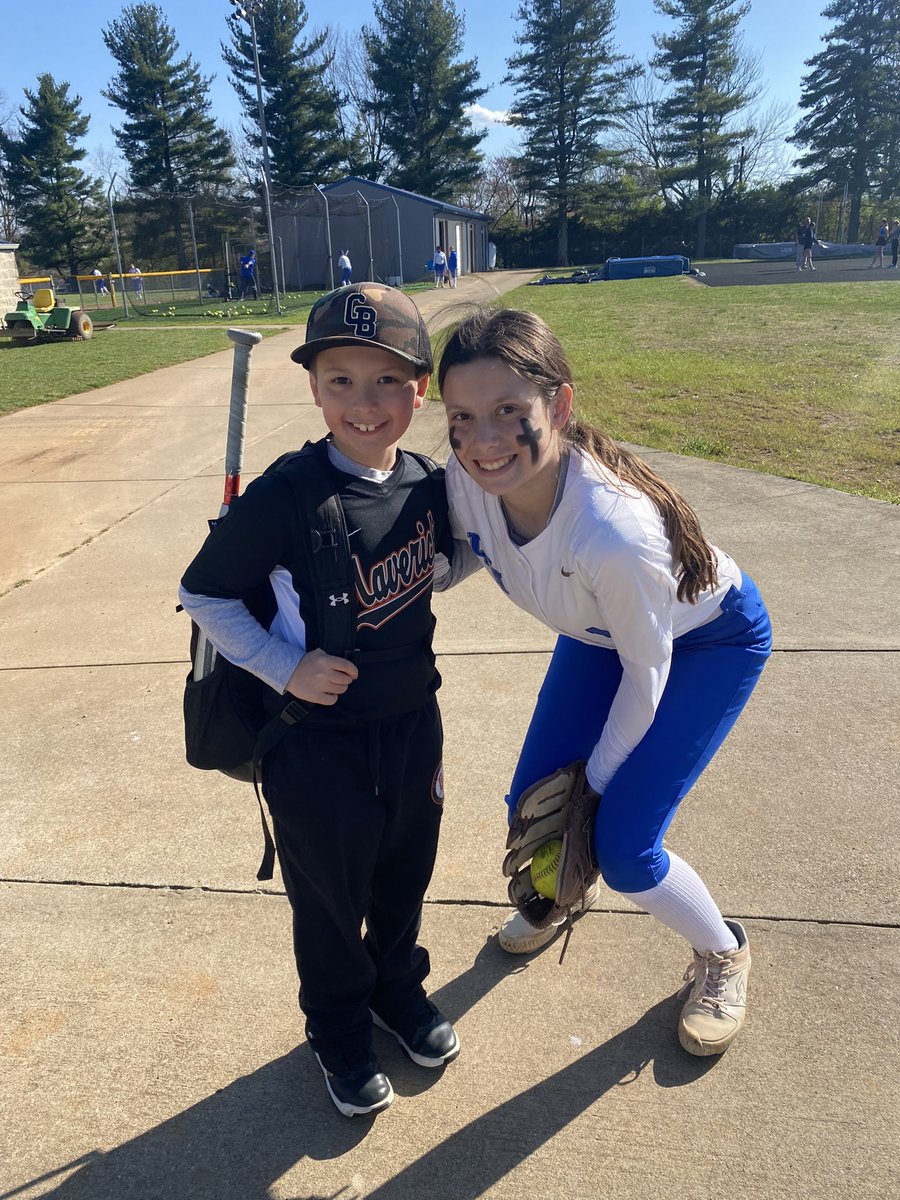 Highlight of my night when this little guy came to see me before his practice. 💙🤍🧡🖤 I’ll be cheering him on in his tournament tomorrow!