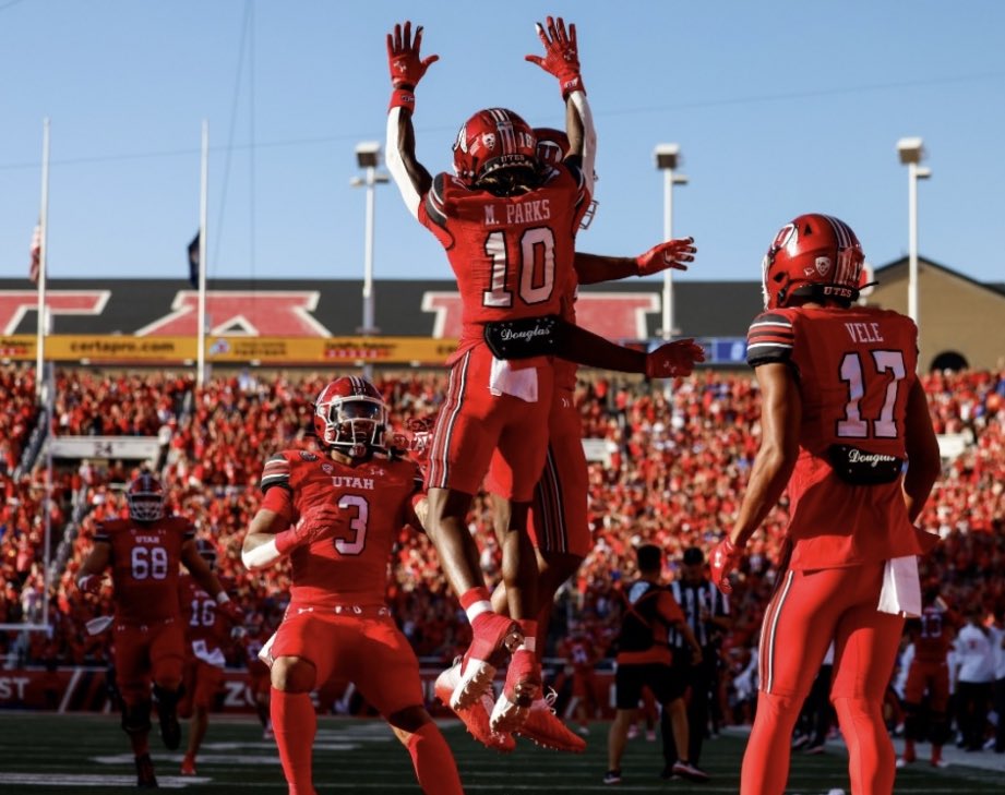 #AGTG Blessed to receive an offer from THEE @Utah_Football after talking with @CoachPowell99 and a great visit! #GoUtes