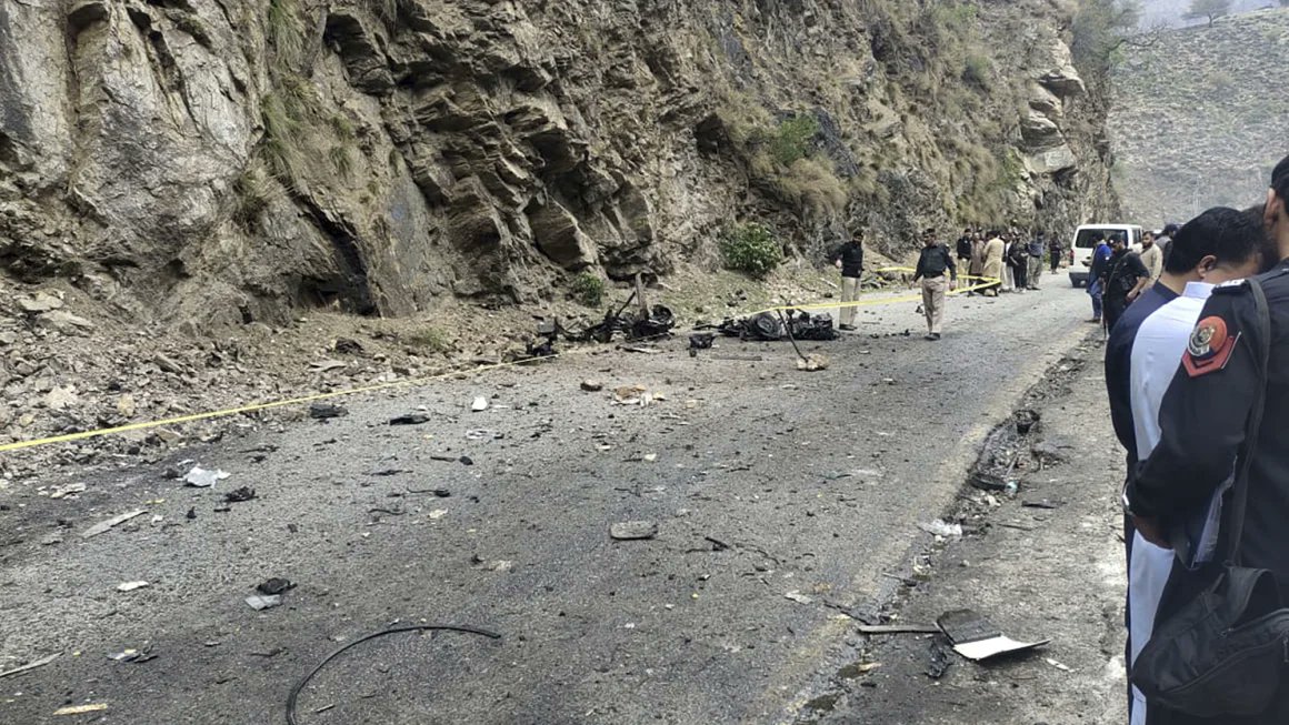RealWarNews's tweet photo. 🚨 Recent Spike in Terrorist Attacks Rocks Pakistan: 5 Bombings Claim 18 Lives, Including Chinese Nationals. Concerns Arise Over Economic Interests and Bilateral Ties.  🇵🇰 🇨🇳 #Pakistan #China #Terrorism https://t.co/S6peFJ5Egz