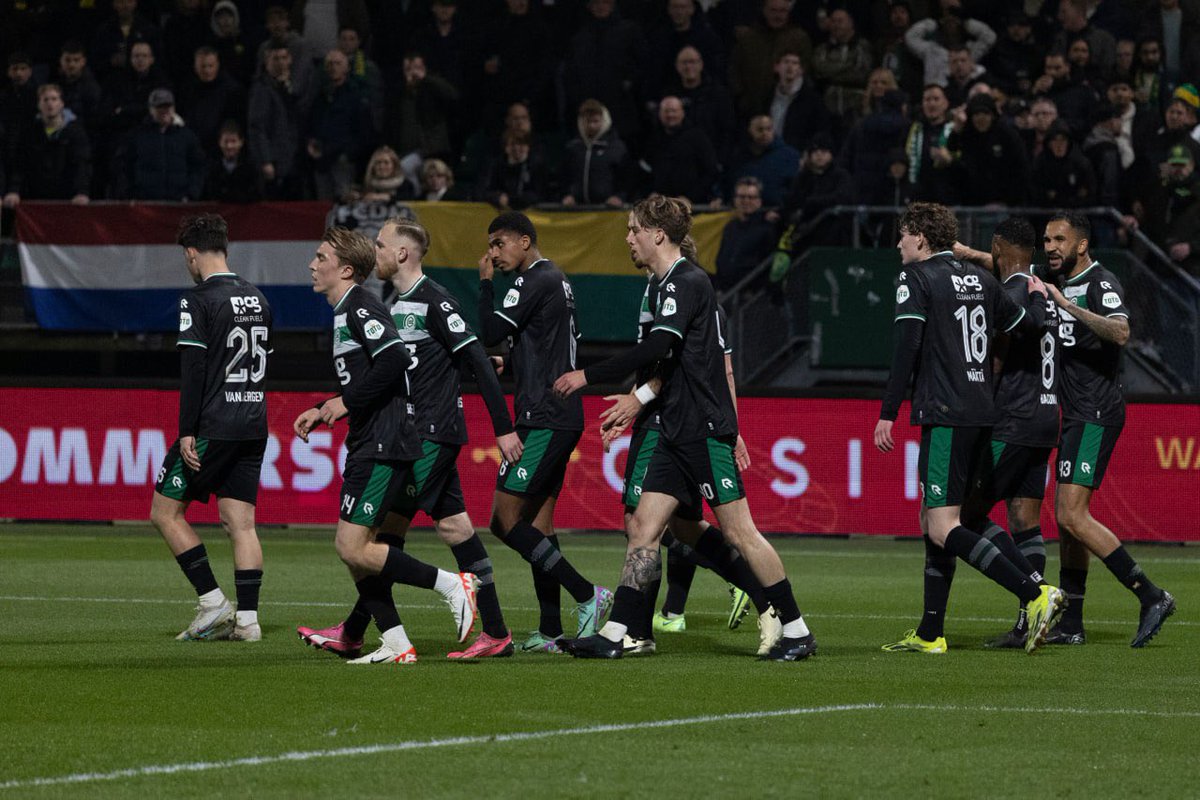 Het hakje van Thom, het wippertje van Luciano, en het binnenschieten van Romano

Deze goal wordt (weer eens) mede mogelijk gemaakt door de @FCGOpleiding. 😉

#ADOGRO (27’ 0-1)