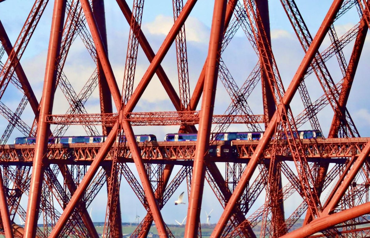 On this day 6 years ago two @ScotRail trains meet each other crossing over the magnificent @NetworkRailSCOT Forth Bridge