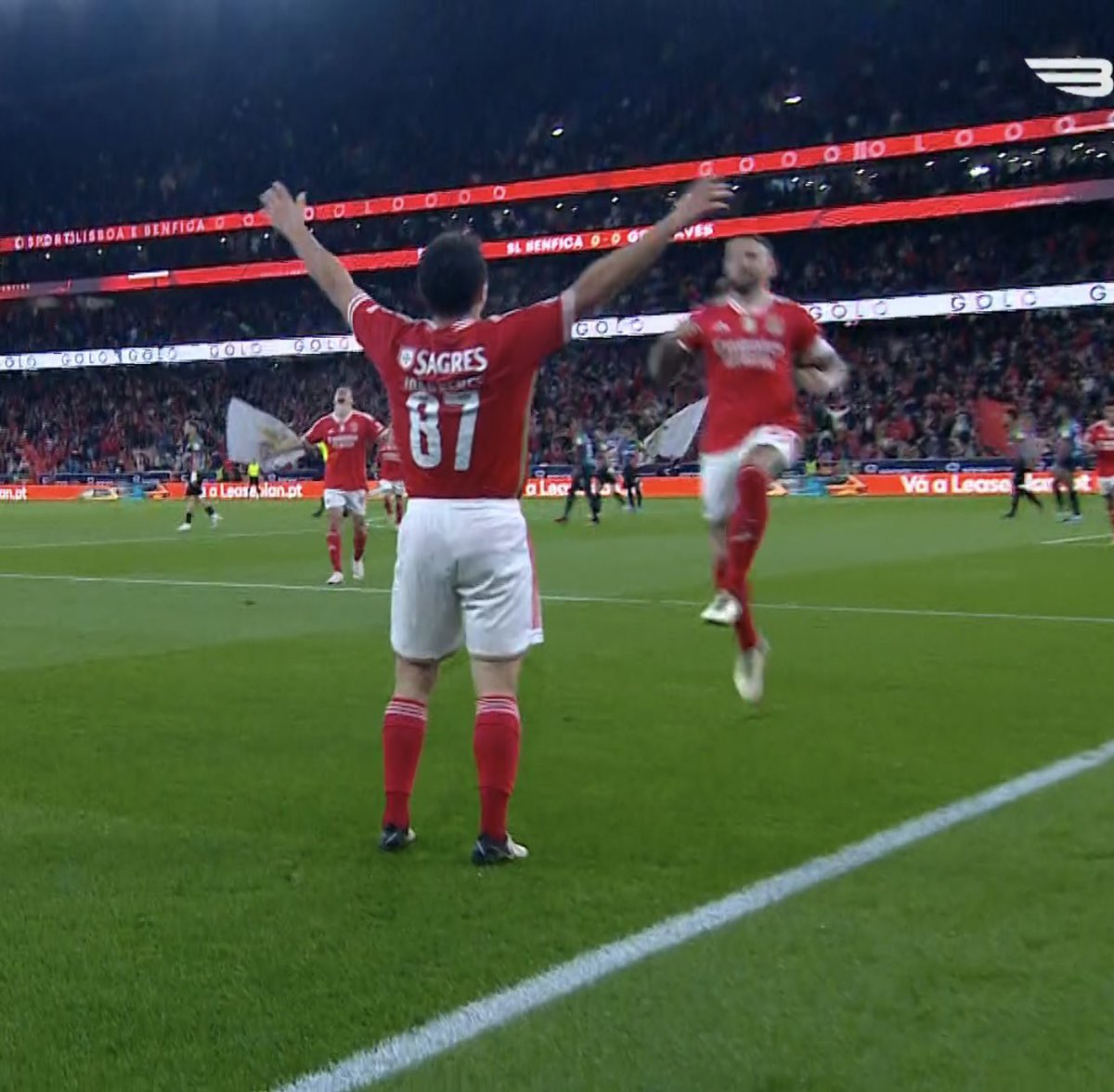 Definición de Benfica: João Neves❤️🦅