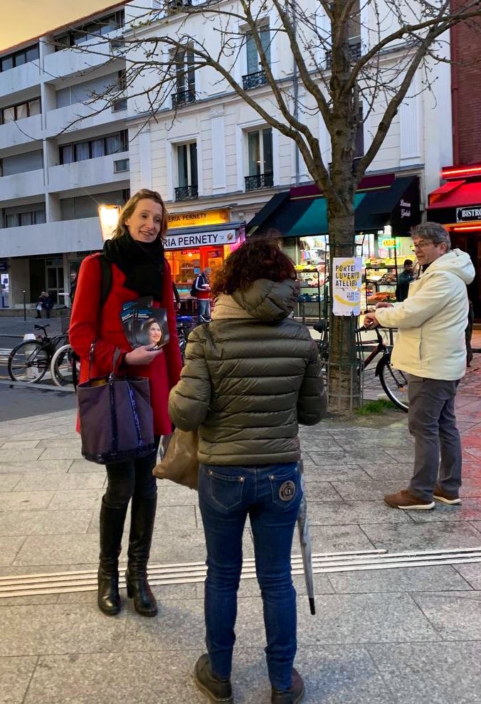 « Les @J_Democrates vous proposent les casques verts européens »… Et de voter pour @ValerieHayer le 9 juin !